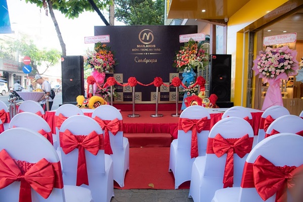 Rộn ràng khai trương hệ thống Mailands Miền Tây -5