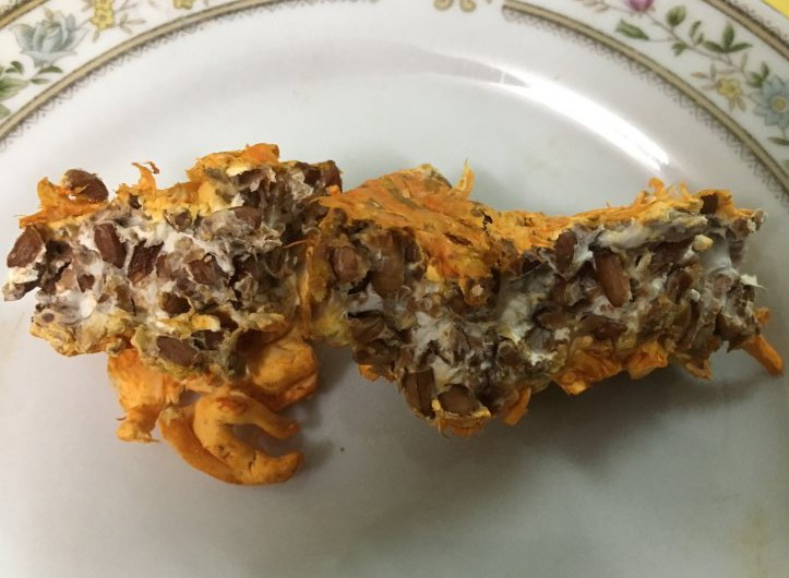 Đông trùng hạ thảo bị mốc