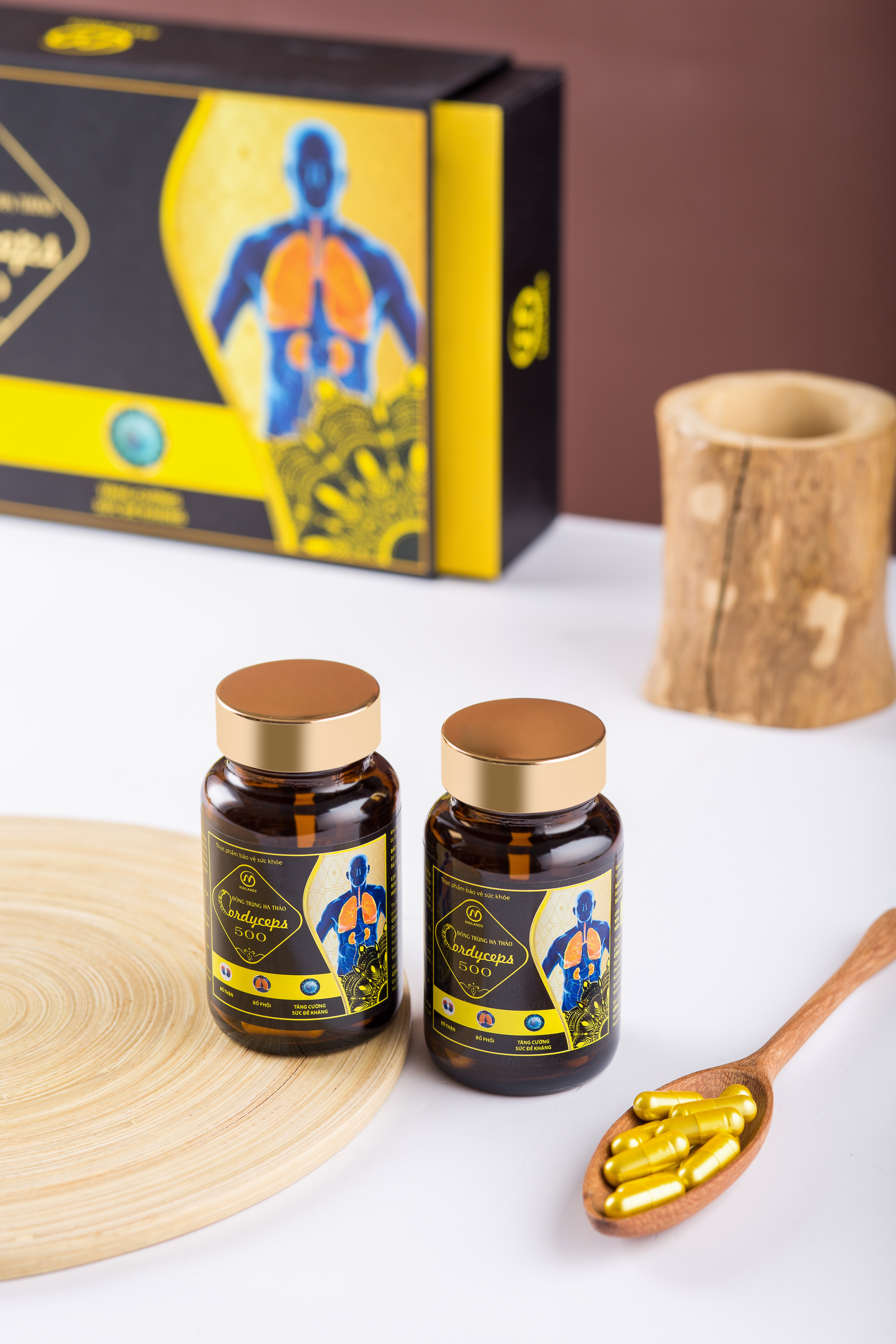 đông trùng hạ thảo