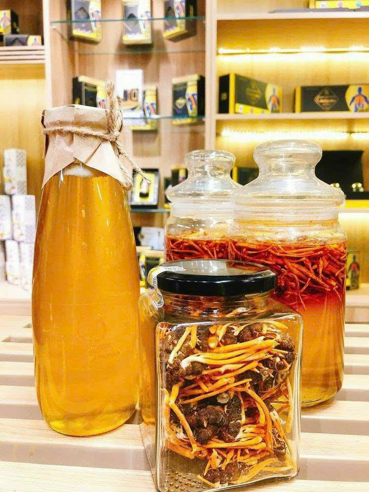 thuc-pham-bo-sung-ket-hop-dong-trung-ha-thao